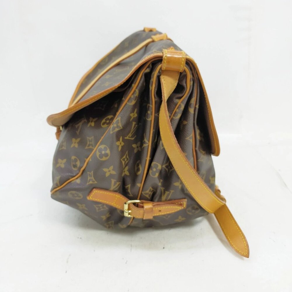 Authentic LV Vintage Louis Vuitton Saumur 35 Monogram Crossbody Bag - Picture 5 of 16